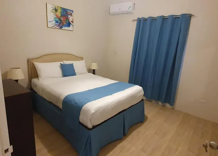 Sorina's * Ocho Rios