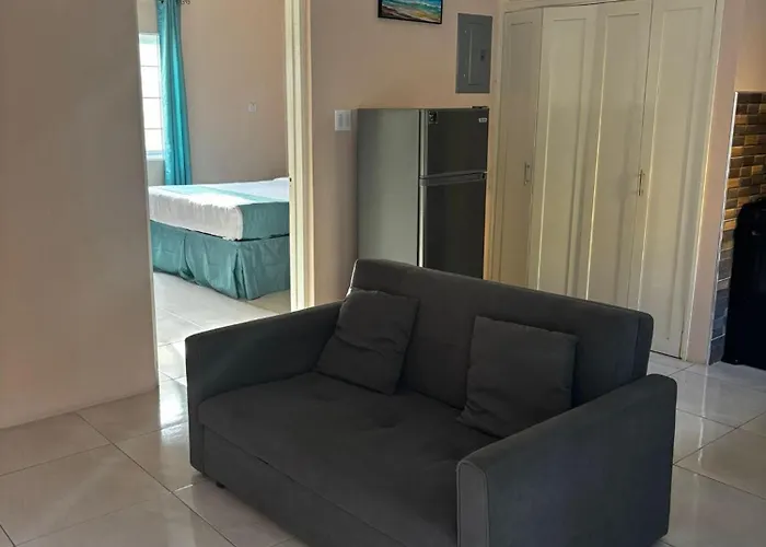 Sorina's * Ocho Rios